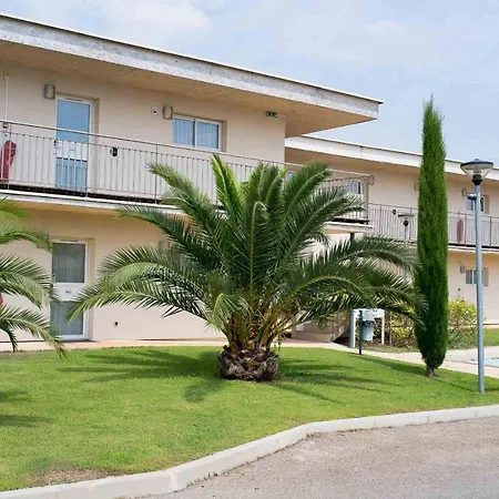 Allotel 2* Fos-sur-Mer